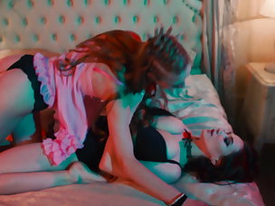 Lesbian Kissing Porn Videos